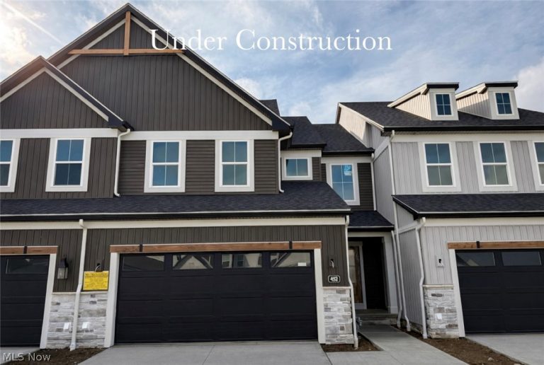 452 Bordeaux Boulevard, Broadview Heights, OH, 44147