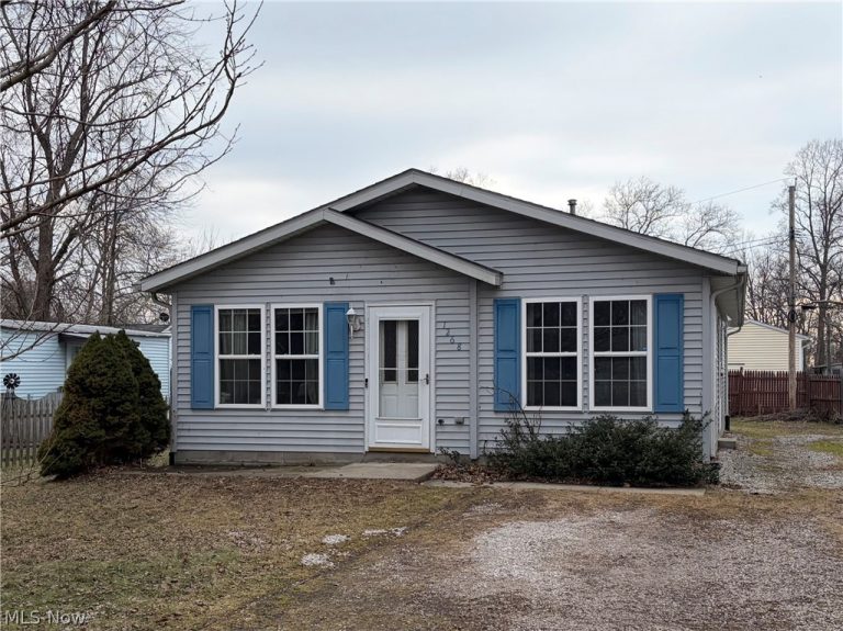 1268 Oxford Drive, Madison, OH, 44057