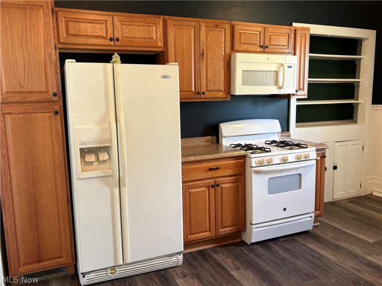 770 Martin Street, East Palestine, OH - Photo 5