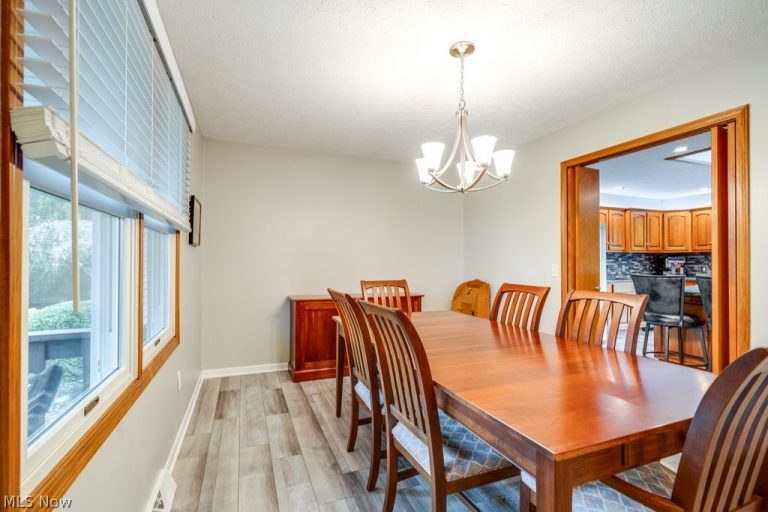 3305 Woodling Way, Medina, OH - Photo 3