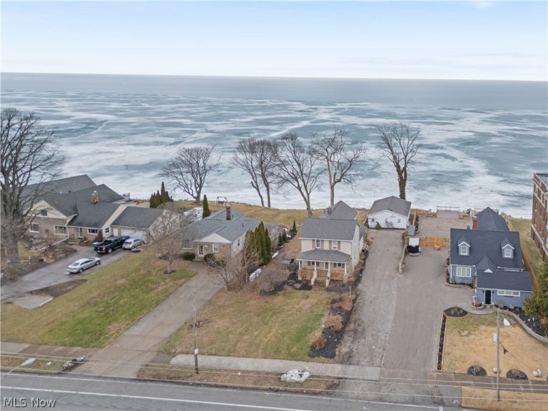 2625 Erie Avenue, Lorain, OH - Photo 8