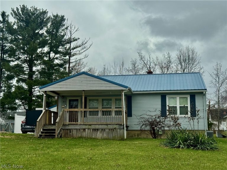 2173 Clearview Drive, Warren, OH - Photo 6