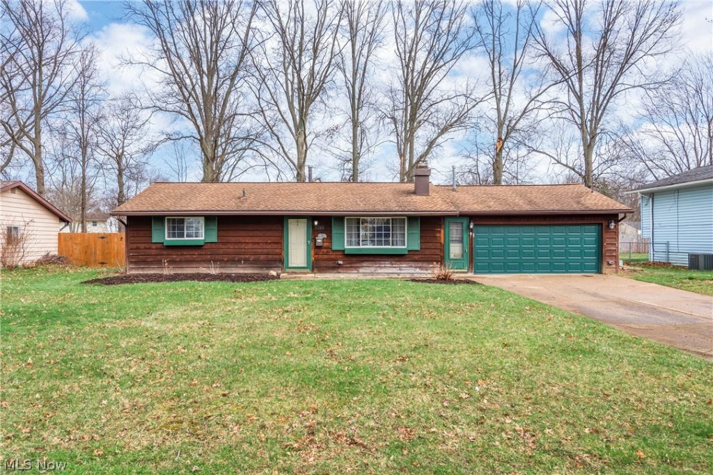 5785 Deborah Drive, North Ridgeville, OH