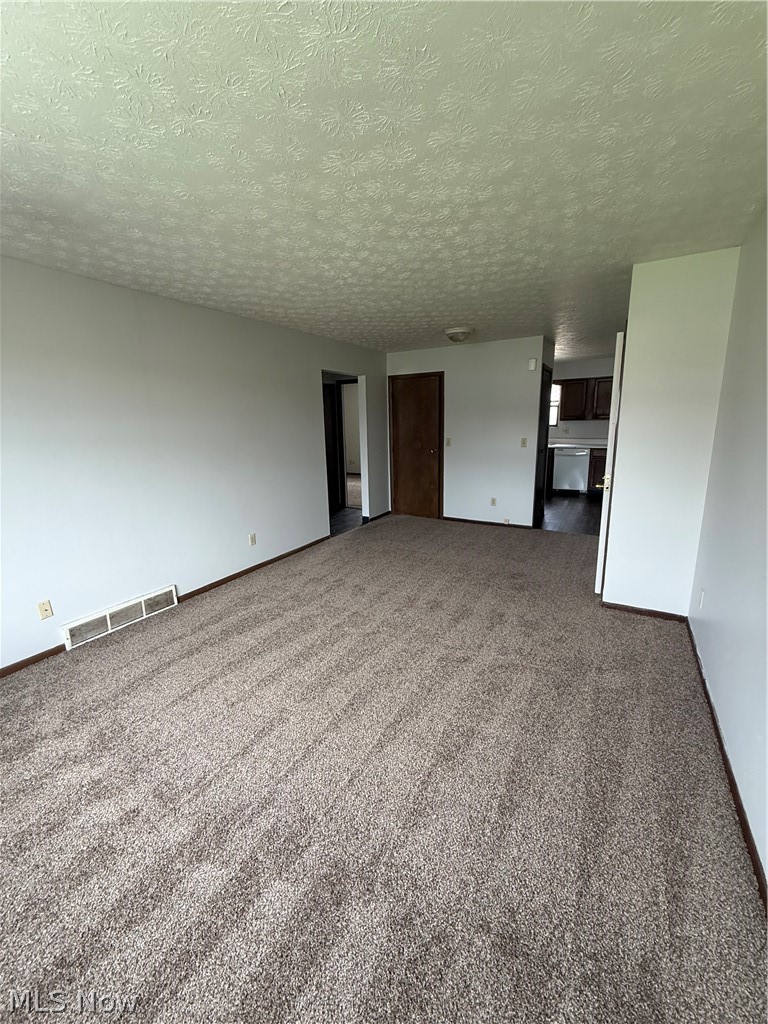 1060 Brandywine Boulevard #D, Zanesville, OH - Photo 2