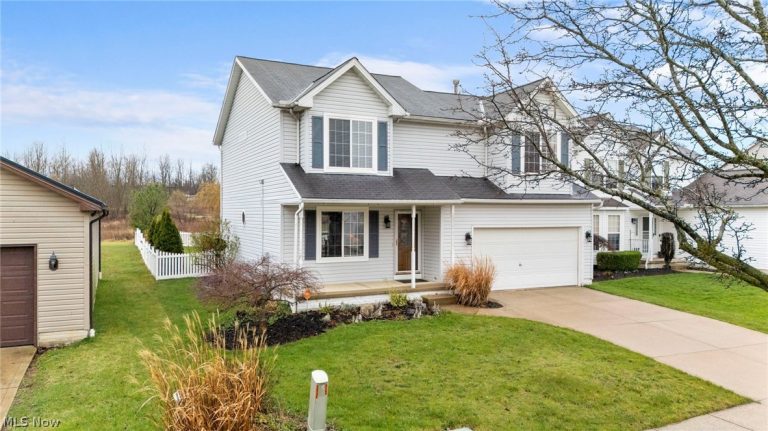 944 Chadwick Lane, Medina, OH - Photo 2