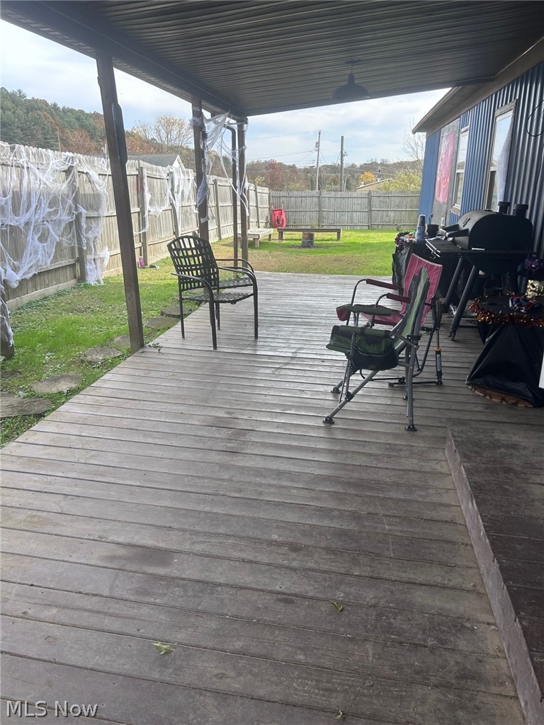 55 Thorn Street, Parkersburg, WV - Photo 3