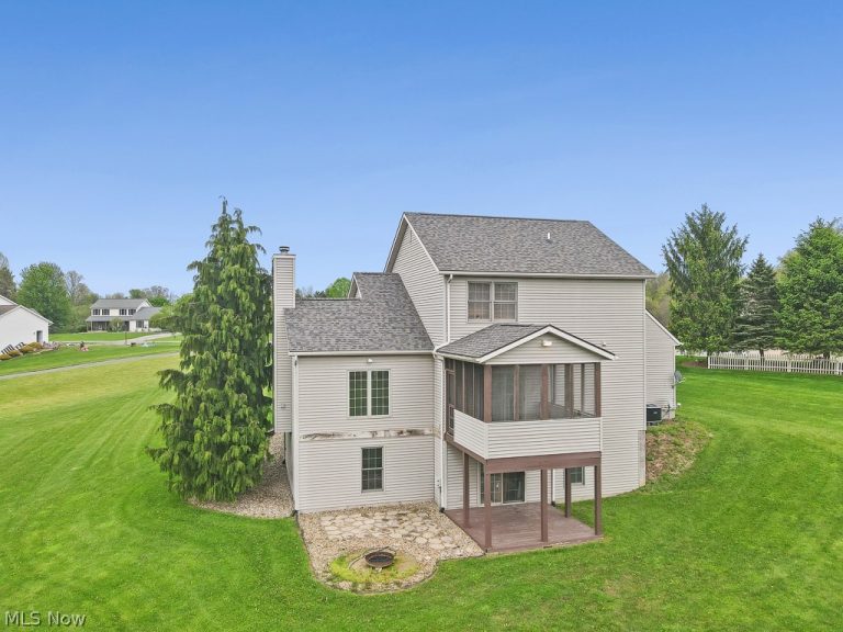 1149 Terraho Drive, Salem, OH - Photo 2