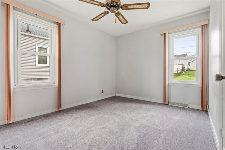 1321 Spangler Road, Canton, OH - Photo 8