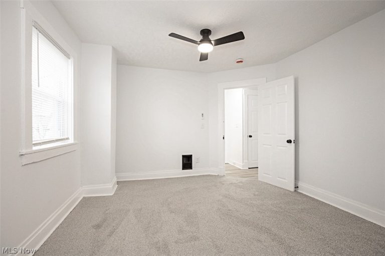 886 75th Street, Cleveland, OH - Photo 5