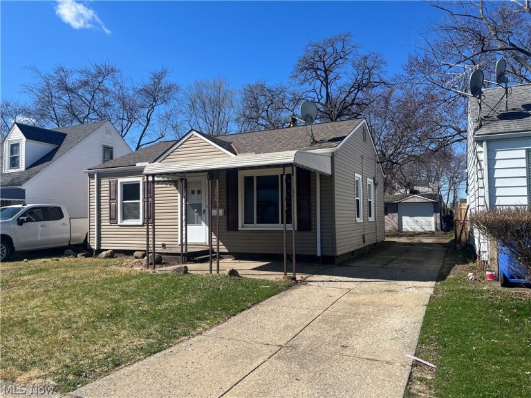 4464 138th Street, Cleveland, OH - Photo 2