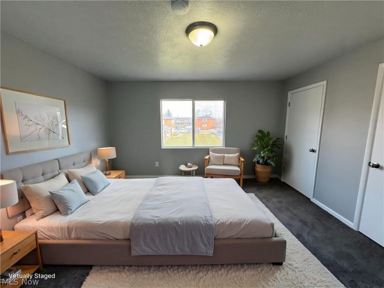 4878 Banbury Court #12, Warrensville Heights, OH - Photo 4