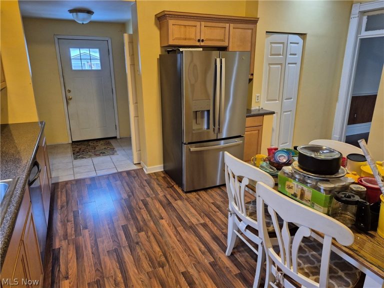 902 Second Avenue, New Cumberland, WV - Photo 6