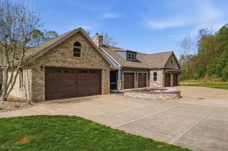 151 Dover Road, Washington, WV - Photo 3