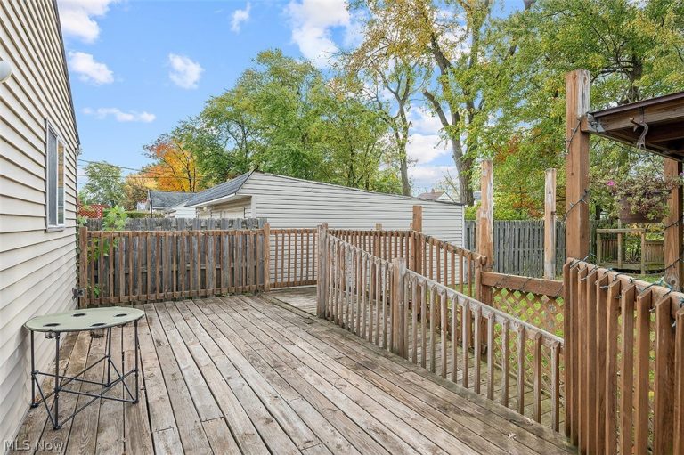 12512 York Boulevard, Garfield Heights, OH - Photo 5