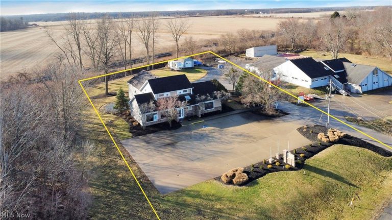 14006 Lake Road, Vermilion, OH - Photo 4