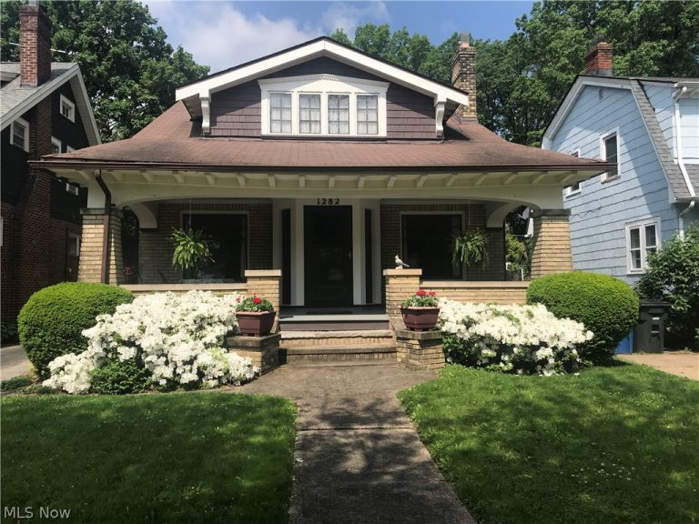 1282 Chase Avenue, Lakewood, OH - Photo 2