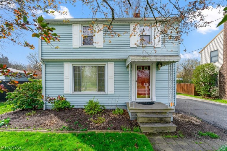 819 Niles Vienna Road, Niles, OH - Photo 2