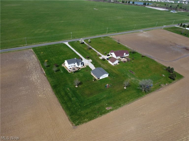17327 Wheeler Road, LaGrange, OH - Photo 6