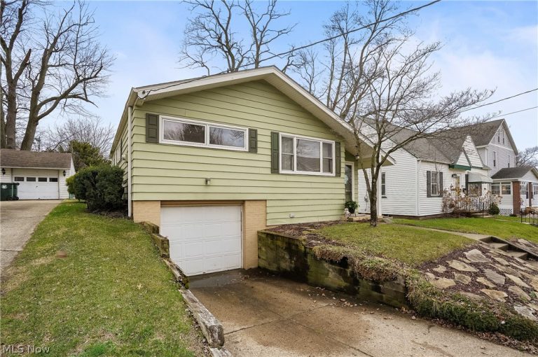 1524 24th Street, Canton, OH - Photo 2