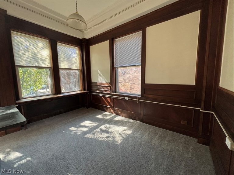 5644 Broadway Avenue #203, Cleveland, OH - Photo 6