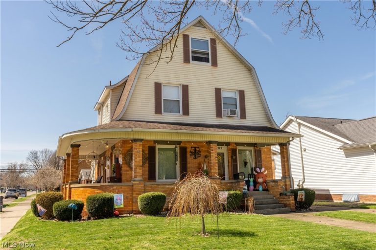 1202 Wooster Avenue, Dover, OH - Photo 2