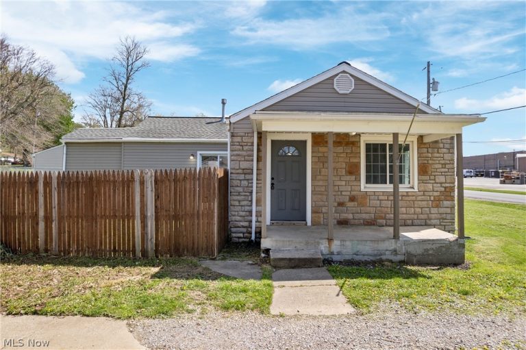 2805 Old Home Road, Akron, OH - Photo 3