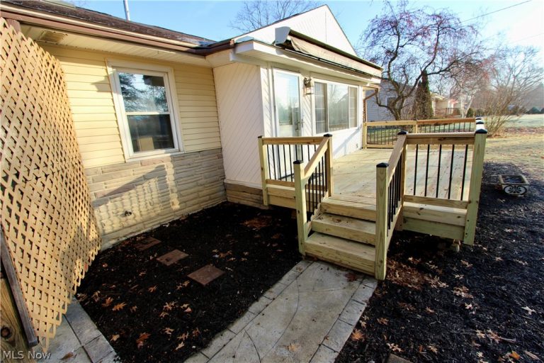 5053 Fenn Road, Medina, OH - Photo 4