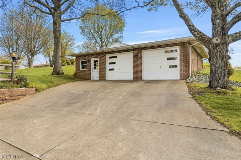 2430 Easton Street, Canton, OH - Photo 5