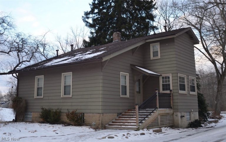 7374 Youngstown Pittsburgh Road, Poland, OH - Photo 2