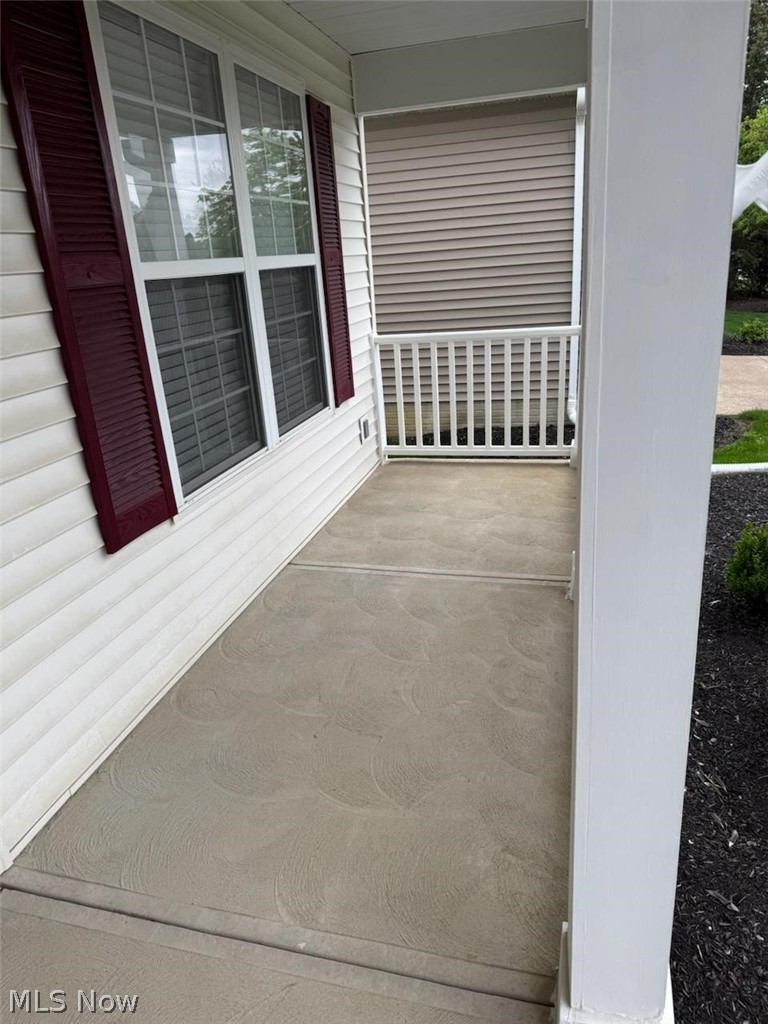 6210 Dogwood Lane, North Ridgeville, OH - Photo 2