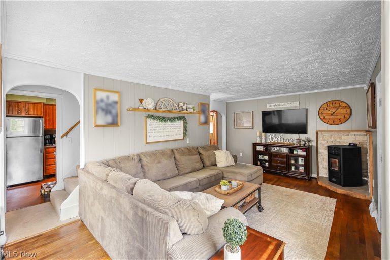 3456 Phalanx Mills Herner Road, Southington, OH - Photo 3