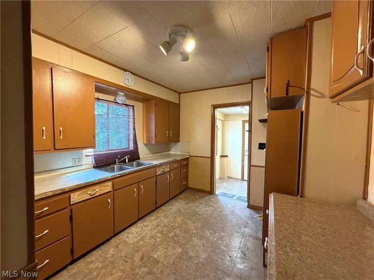 924 Concord Avenue, Akron, OH - Photo 4