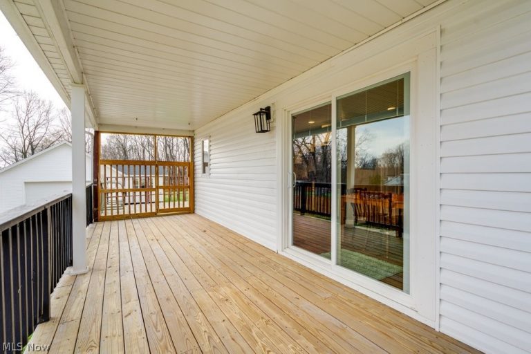 2899 Hametown Road, Norton, OH - Photo 8