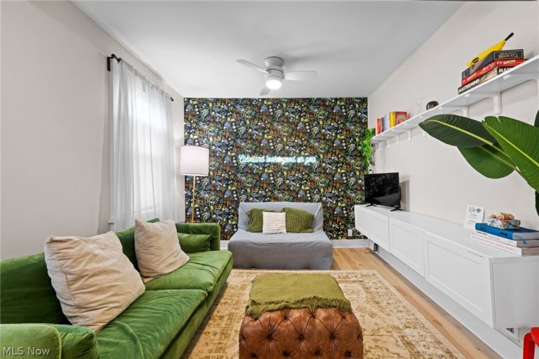 4226 Fulton Court, Cleveland, OH - Photo 2