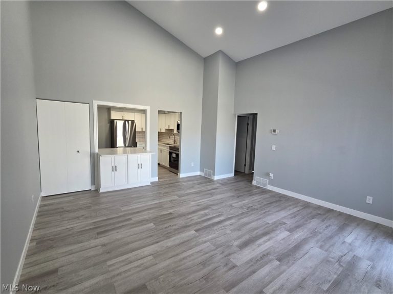 5463 Millwood Lane #42-C, Willoughby, OH - Photo 4