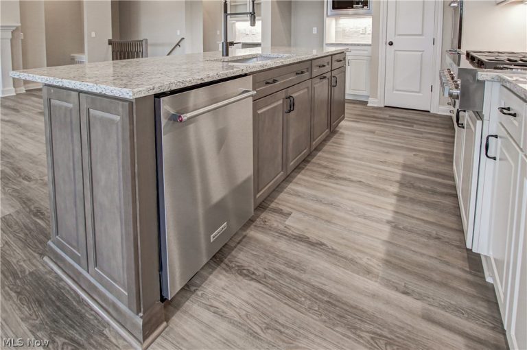 5843 Marcella Way, North Ridgeville, OH - Photo 8