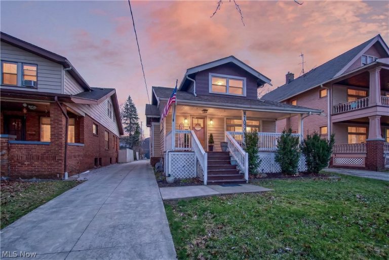 10903 Parkhurst Drive, Cleveland, OH - Photo 4