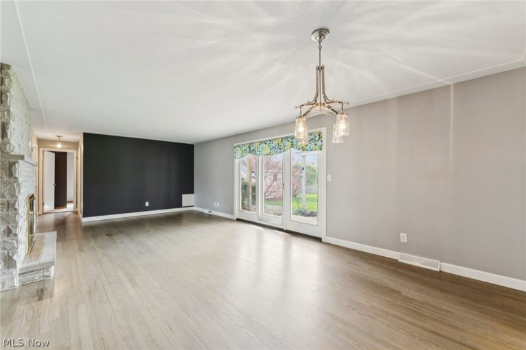 229 Vassar Avenue, Elyria, OH - Photo 5