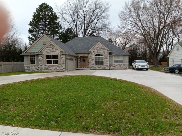 2366 Bradley Road, Westlake, OH, 44145