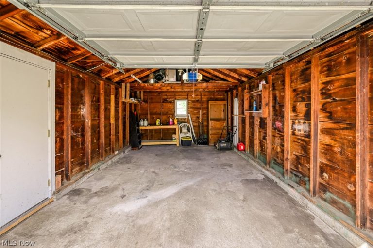 1323 29th Street, Canton, OH - Photo 4