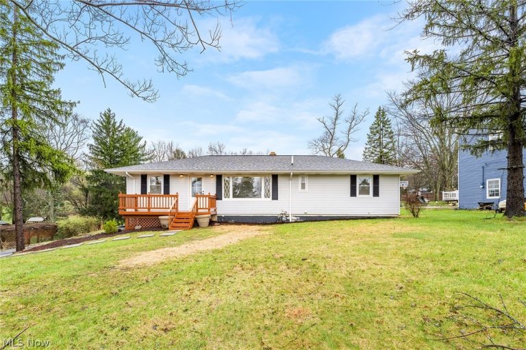 1497 Sprague Road, Broadview Heights, OH, 44147