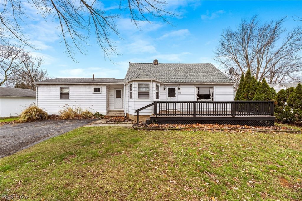 4556 Fishcreek Road, Stow, OH