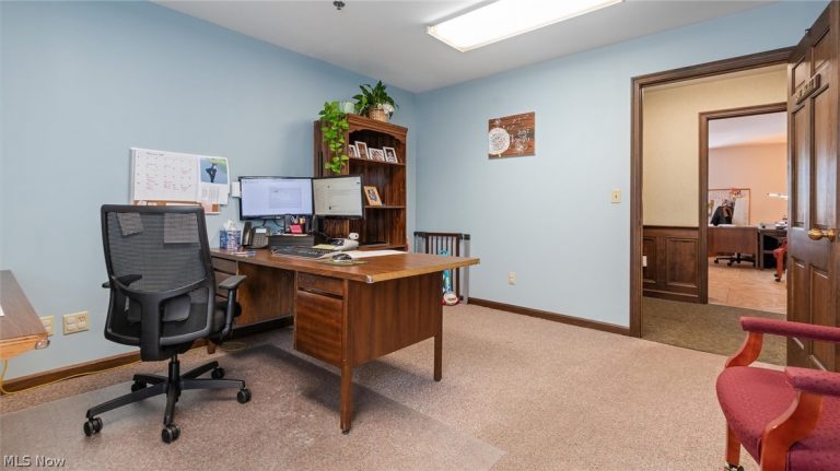 320 Main Street #3rd Floor, Zanesville, OH - Photo 5