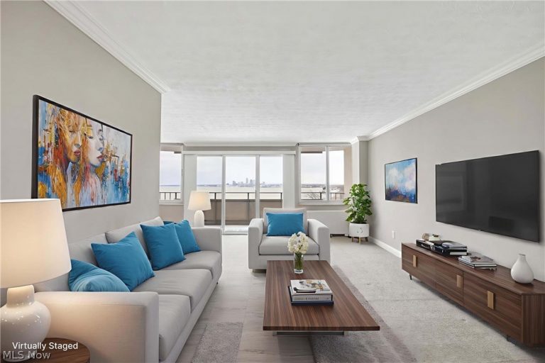 12900 Lake Avenue #926, Lakewood, OH - Photo 4