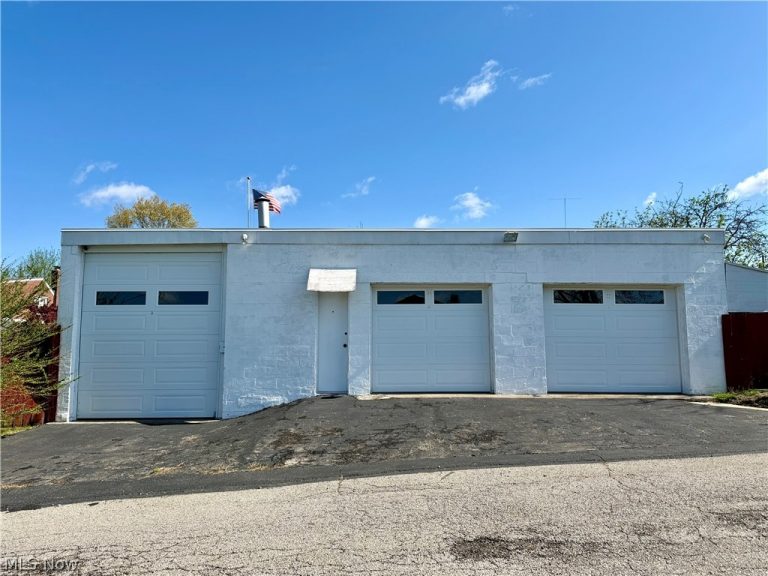 123 Clearview Ave, Weirton, WV - Photo 6