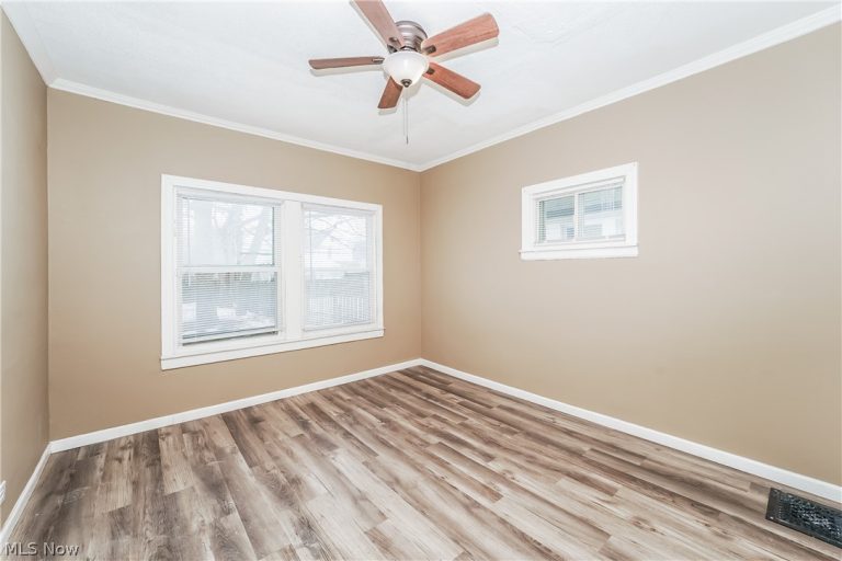 2021 93rd Street, Cleveland, OH - Photo 8