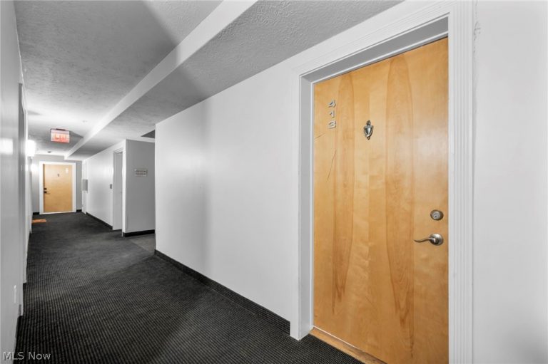 2222 Detroit Avenue #413, Cleveland, OH - Photo 3