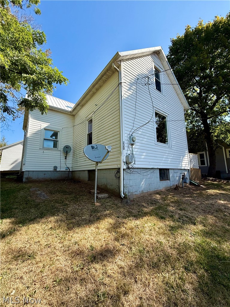 220 Oaklawn Avenue, Woodsfield, OH - Photo 5