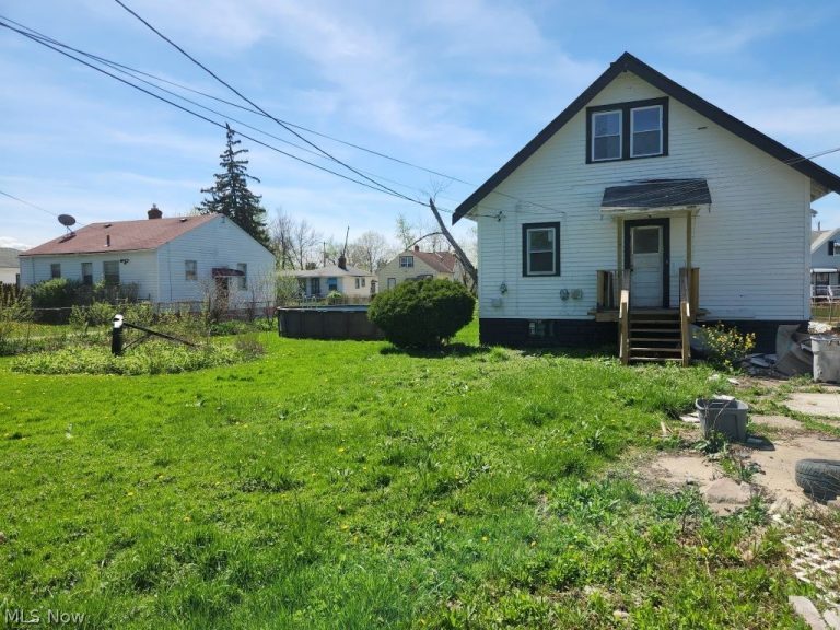 4421 156th Street, Cleveland, OH - Photo 5