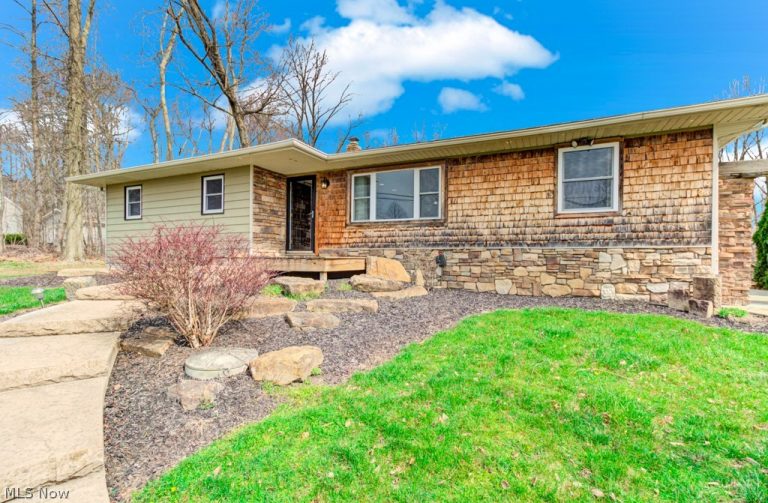 251 Mohawk Drive, Malvern, OH - Photo 4